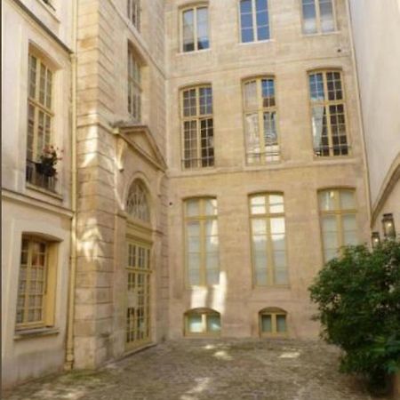 Charming Cosy Triplex In Trendy Marais Apartamento Paris Exterior foto